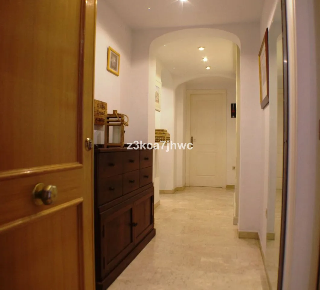 e4fd3828-dc51-450d-9607-1eb76e6e2044