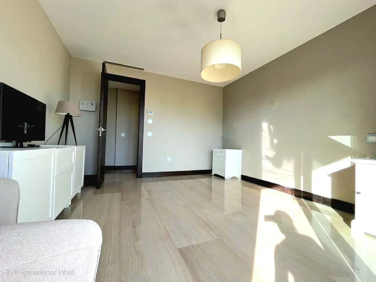 6ae6709a-842a-4265-bd18-4c4d96852fd0