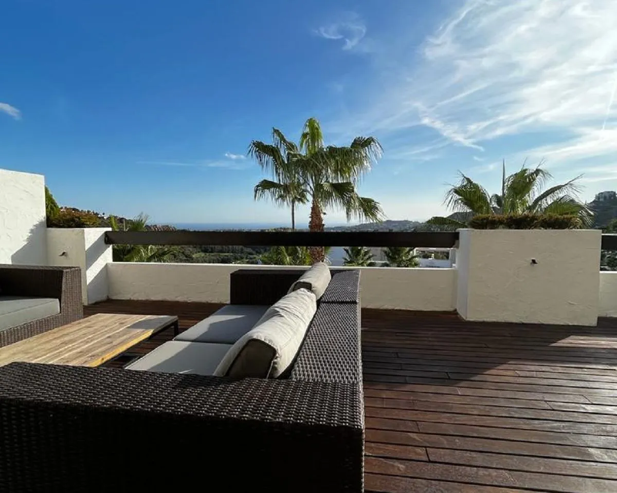 a0cd8212-874e-4237-9917-4fb15b8e0134