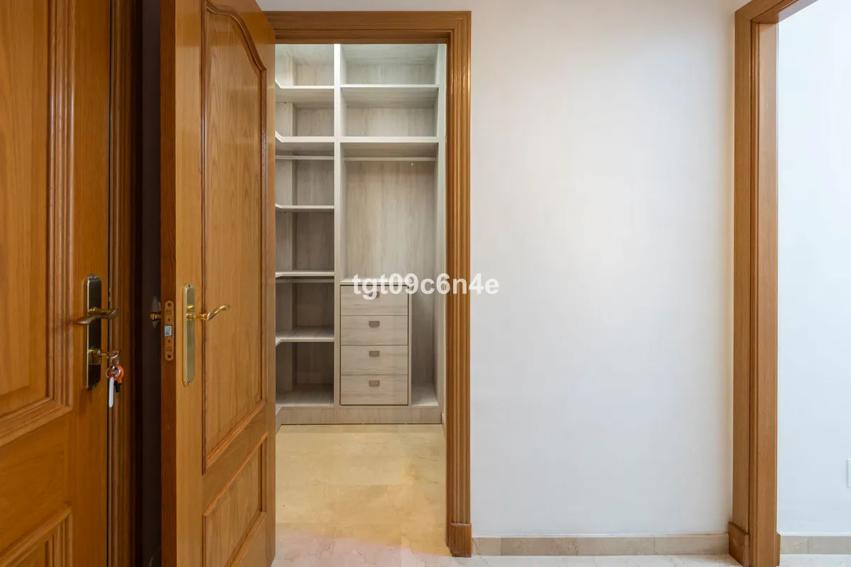 c005ee7d-2a12-42e6-bf77-6b1d23003ce8