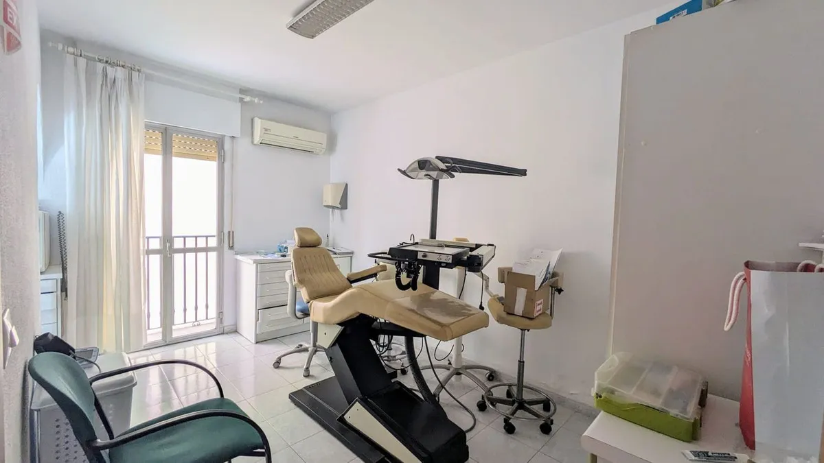 ba128c42-4725-4075-9905-caf46a99b4a1