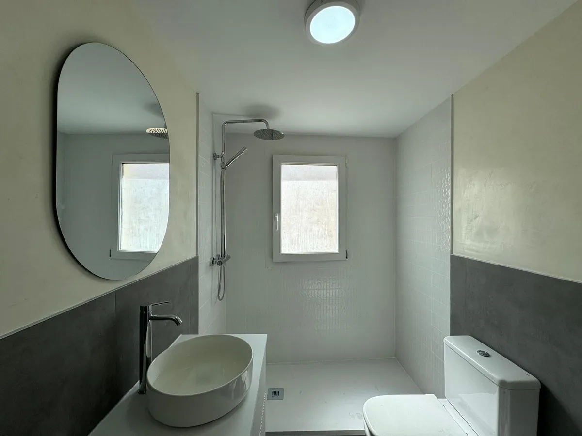 856d7841-6d33-44aa-8955-657d9b8b880e