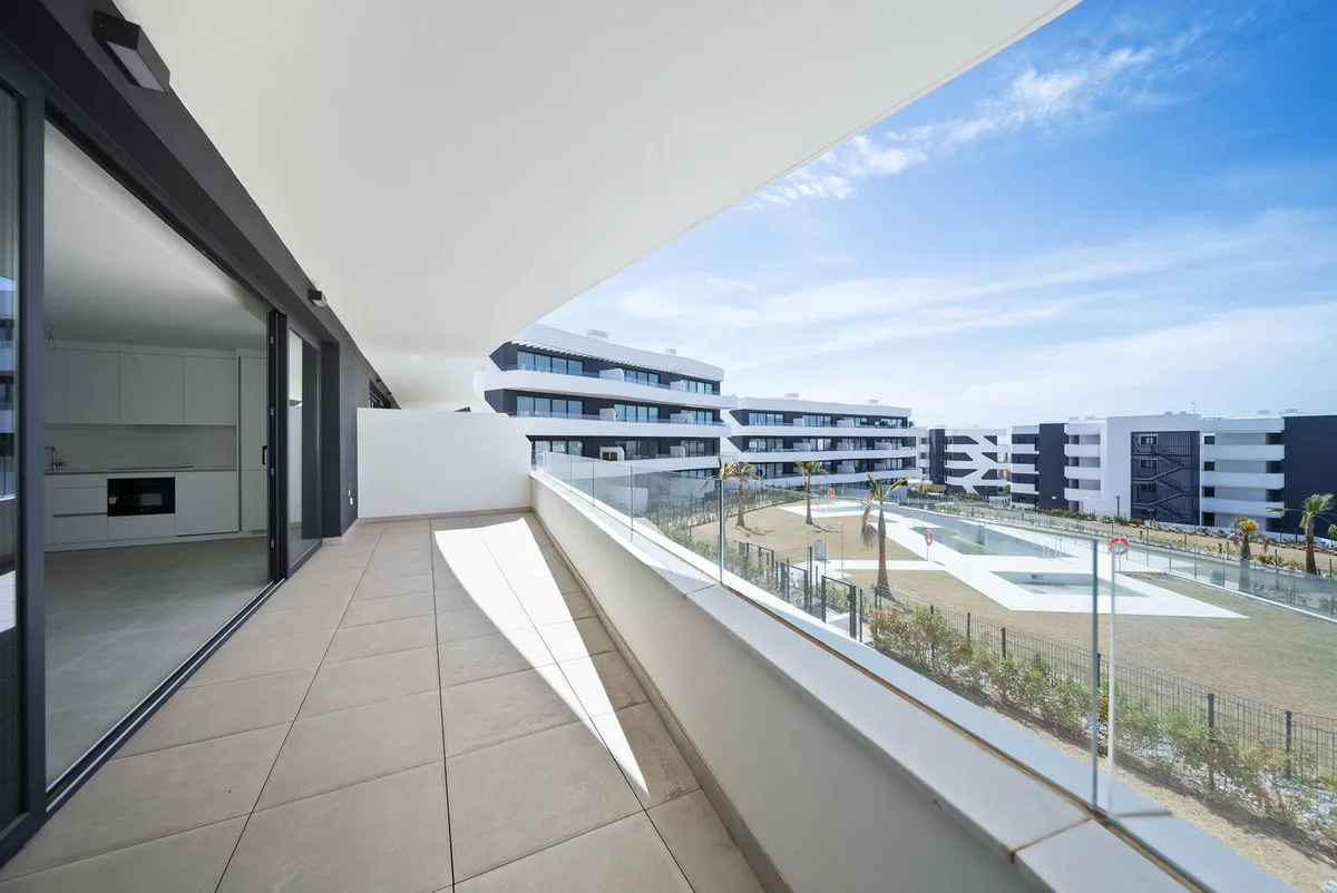 3a167645-10e1-4cdb-8156-b6e23c2825d9