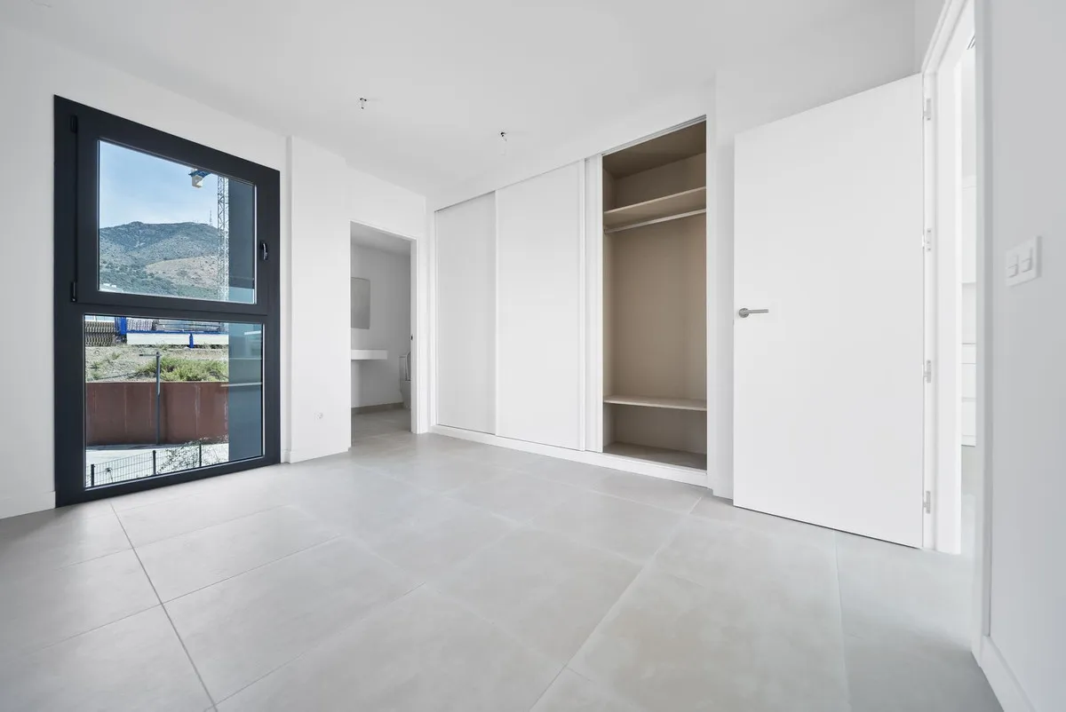 af7950f5-b863-427a-8c3e-2feae6174ce2