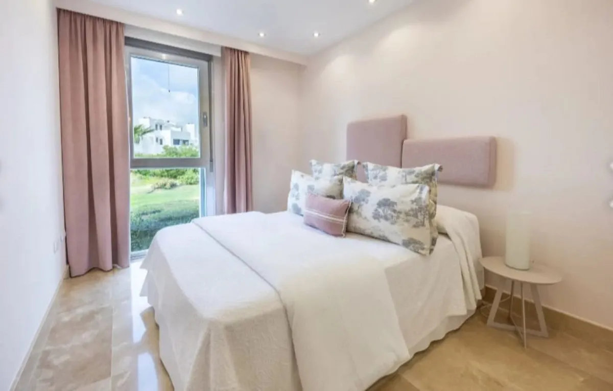 e5fc66b9-010e-485c-a4bf-fe793c55b347