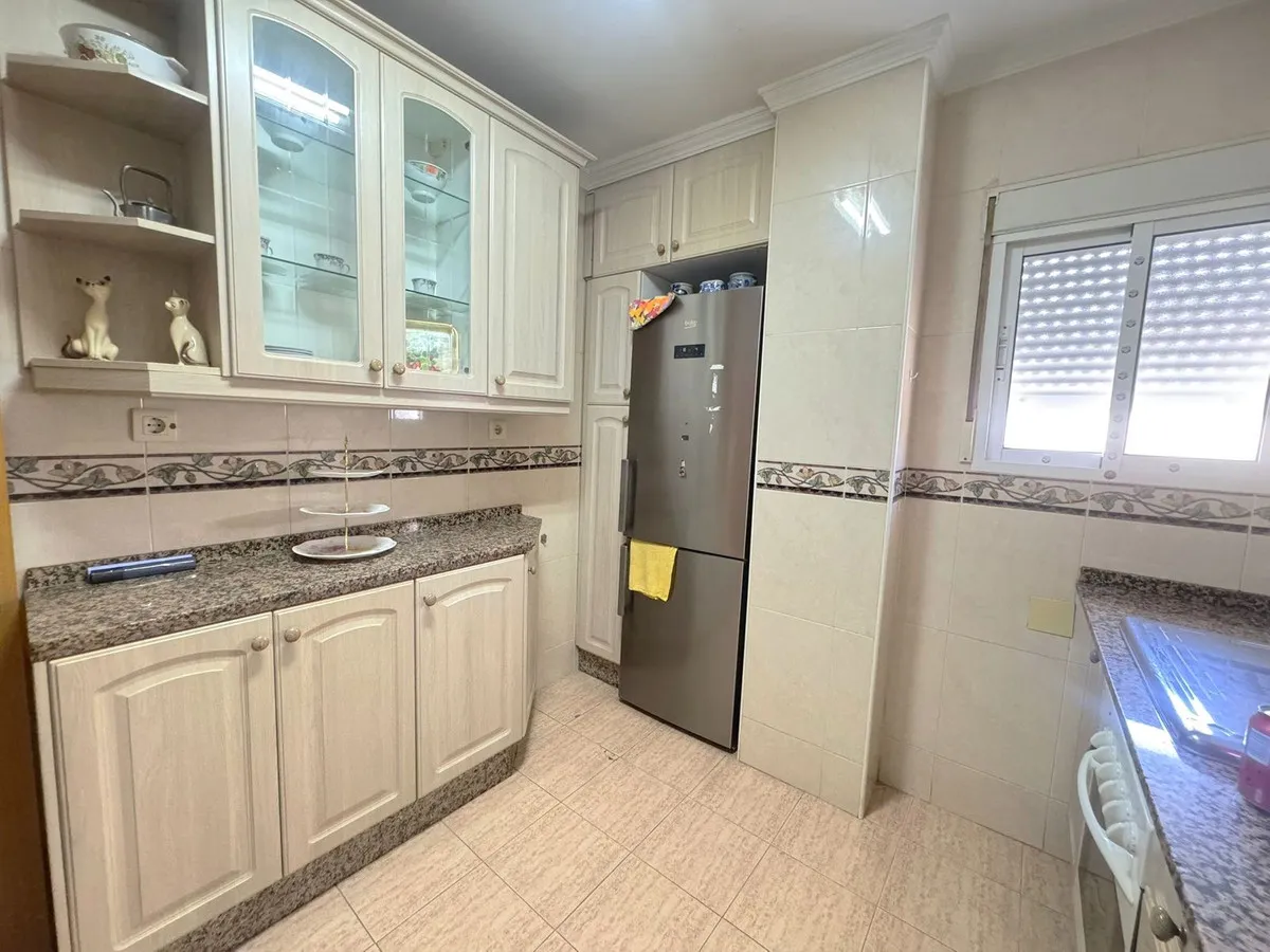 a8e01f2b-d1e8-4b61-8f67-a9e579f8badc