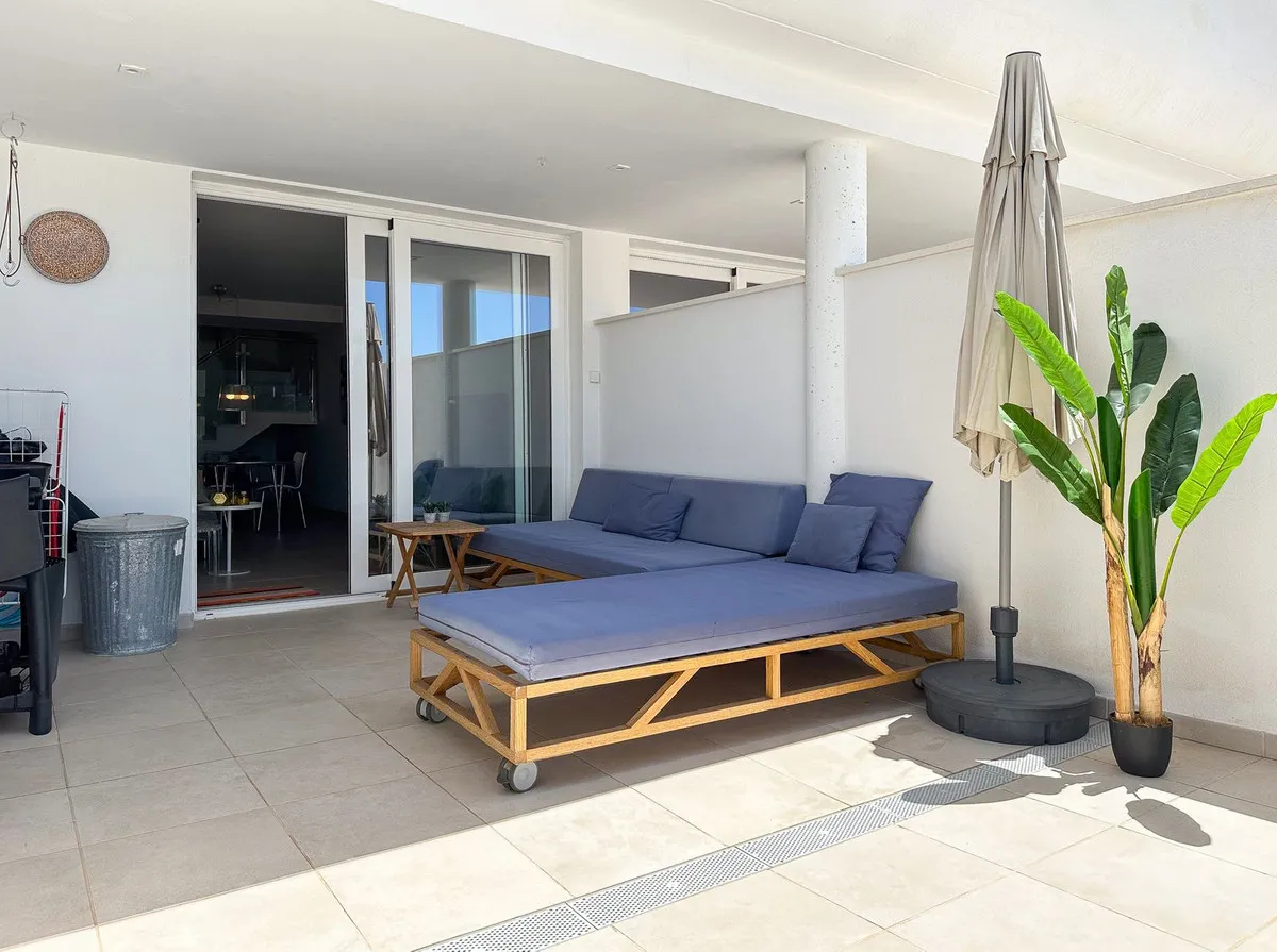 955ff97f-7a52-4bd3-b64f-ad0a9c2df0f6