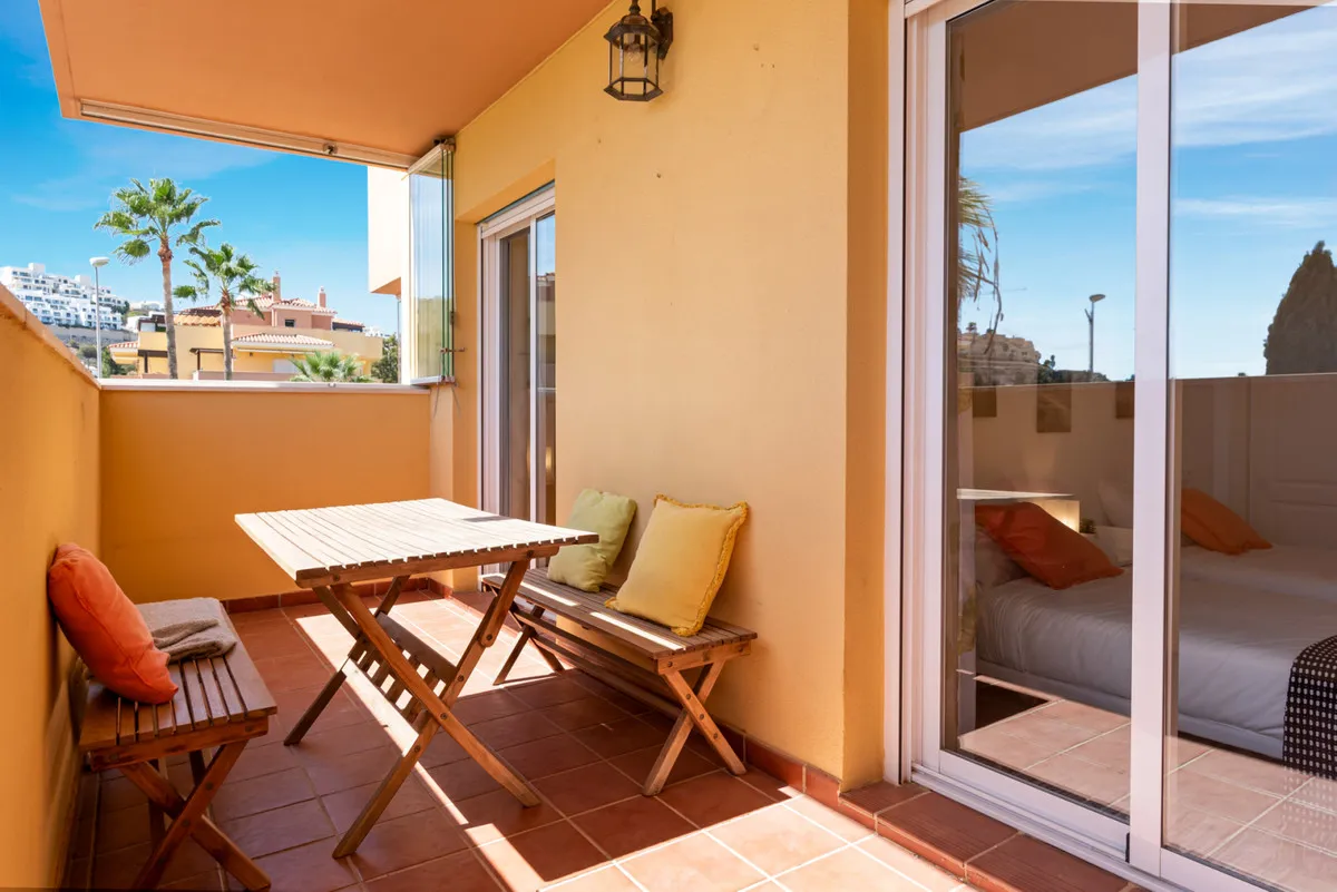 70bb8da2-e078-486a-a482-da982d5bc151