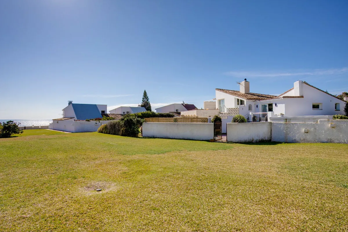 1869590b-8585-4b0d-a262-0f8e4a1ab963