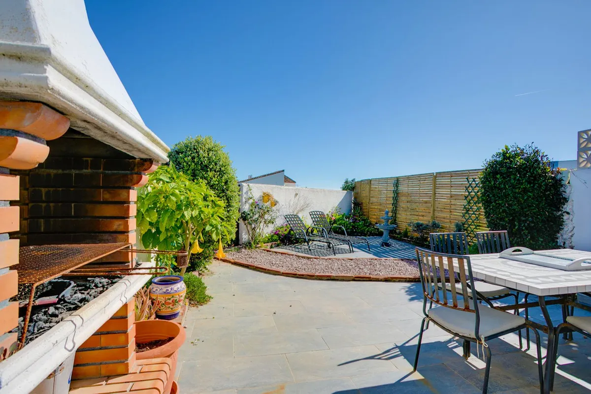 1b1e5b41-fd7d-46ab-9ec4-091e92402f0d