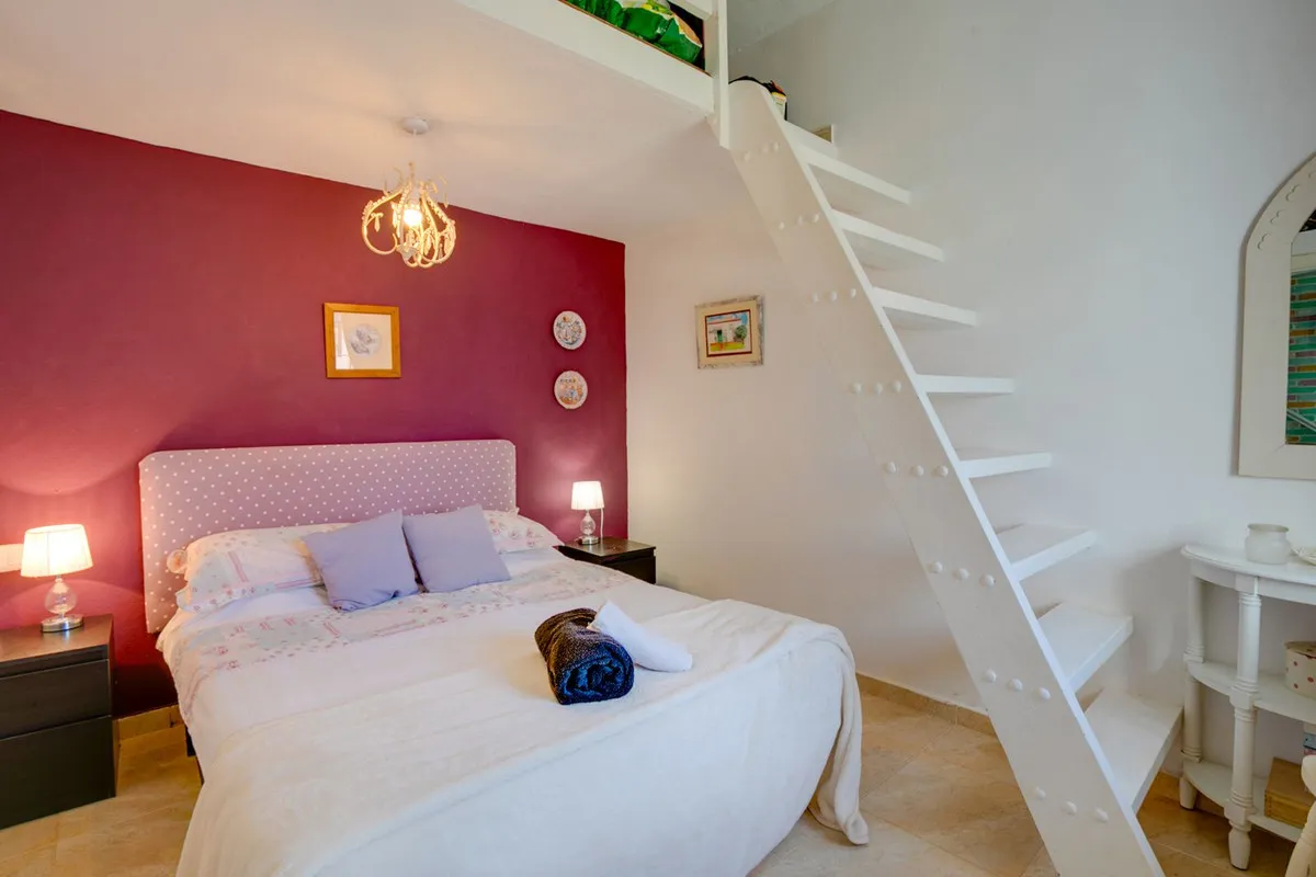 a6ff8adc-fde6-4c1f-8450-c38659d7a8cd