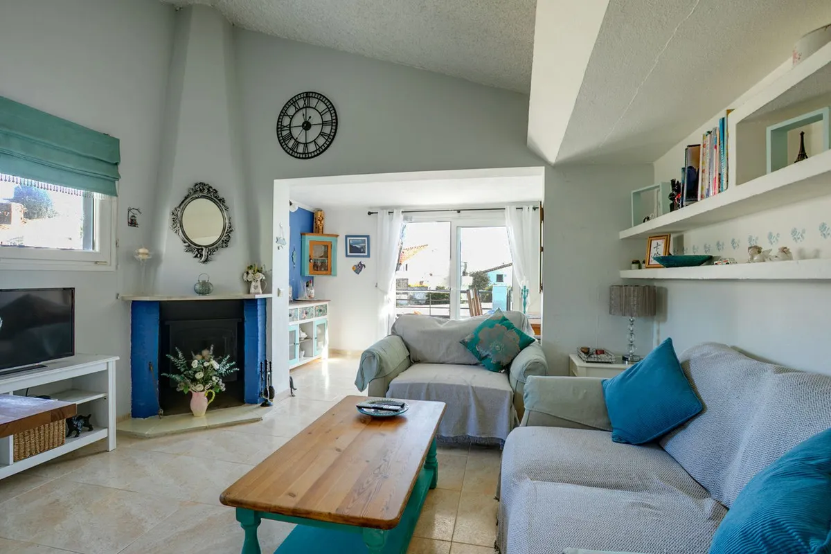 da561b92-f38d-426b-99b5-107b34d8f04c