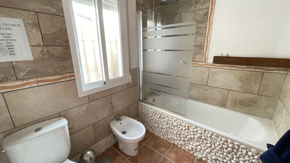 ad4cb19c-6bf9-4940-aed1-2a666c21b6d3