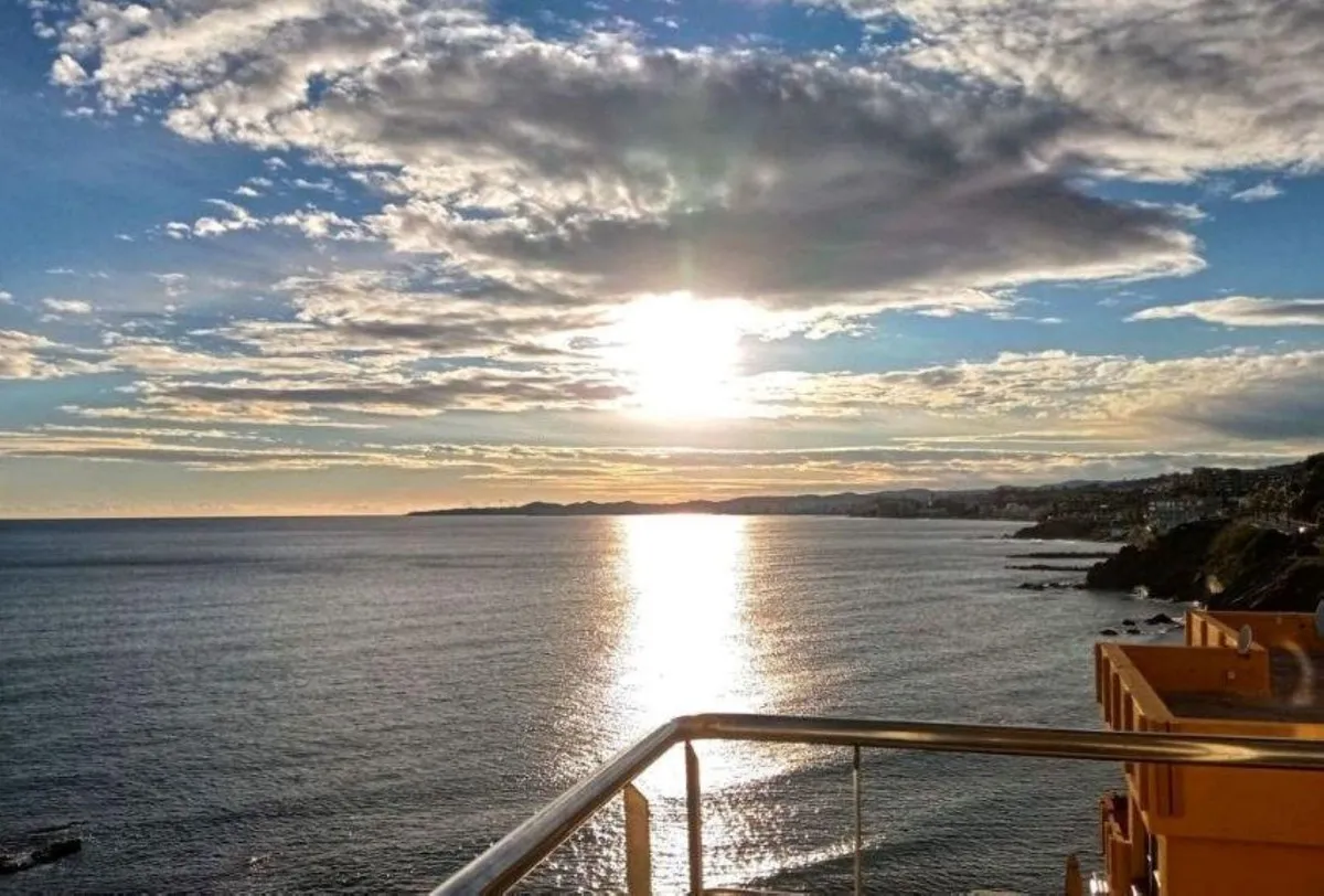 2aa8705a-199c-4c61-880f-89a449fd556a