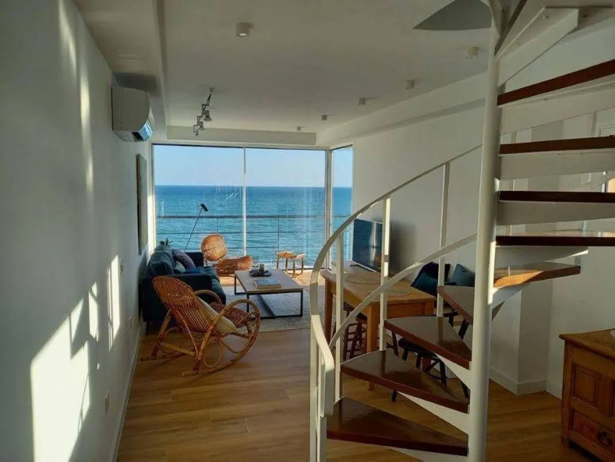 52c25183-8323-46e0-89b4-879574c6810f