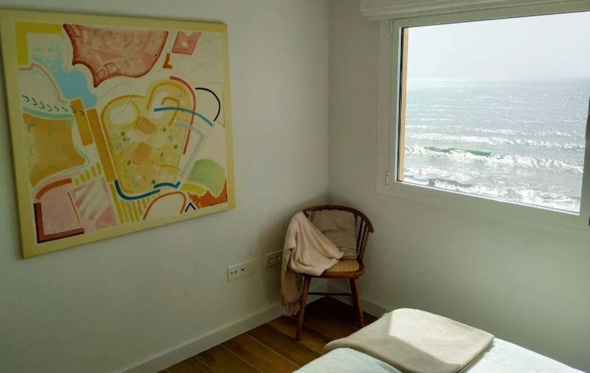 98003c78-53a0-46c3-ad38-296963e4ff59