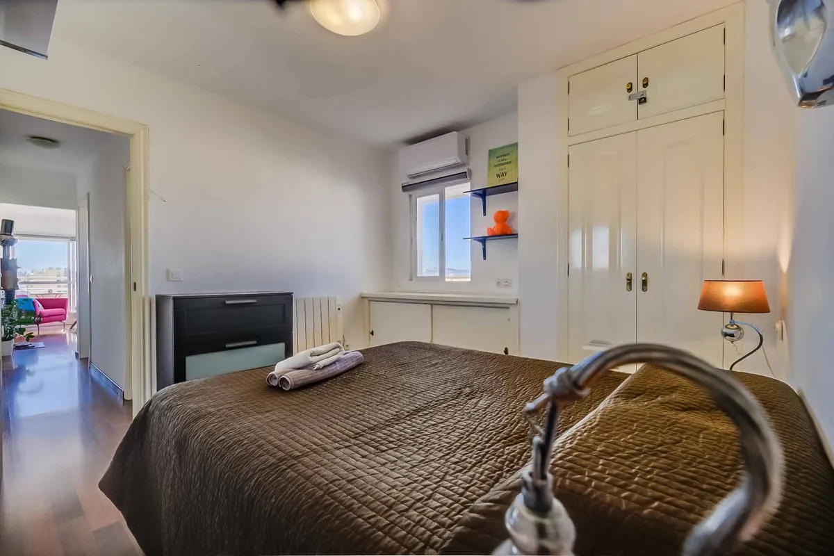 4eb67372-0be6-411b-82a1-9792e380c27c