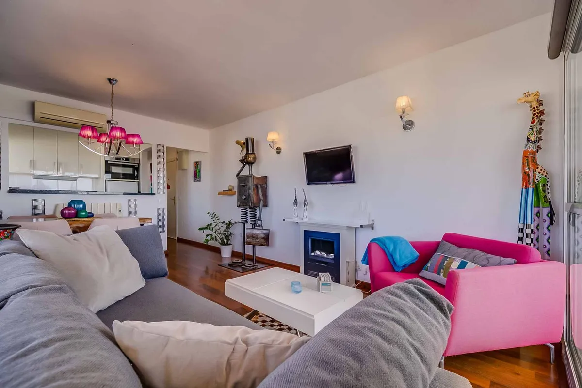 9d73419e-c925-4778-87ce-749e5c6f146e