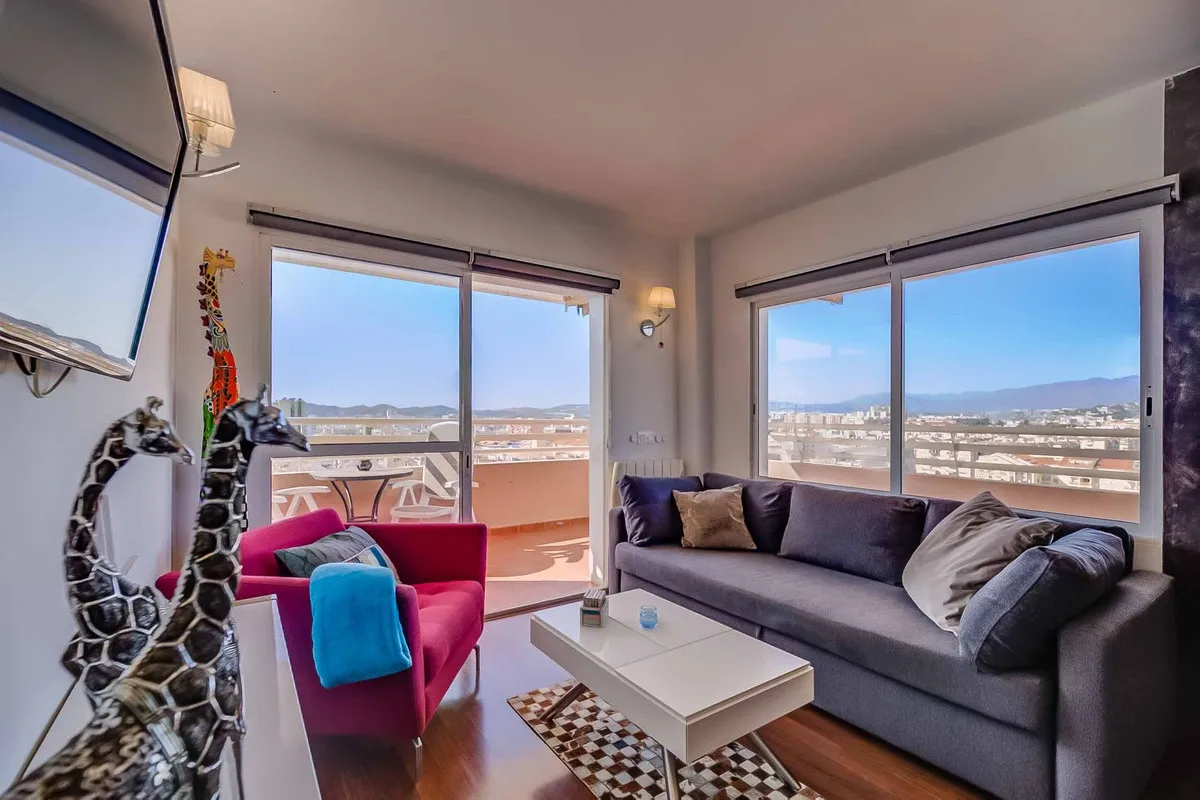 a41ac9a7-d7ab-499f-b98e-a6c688b3600f