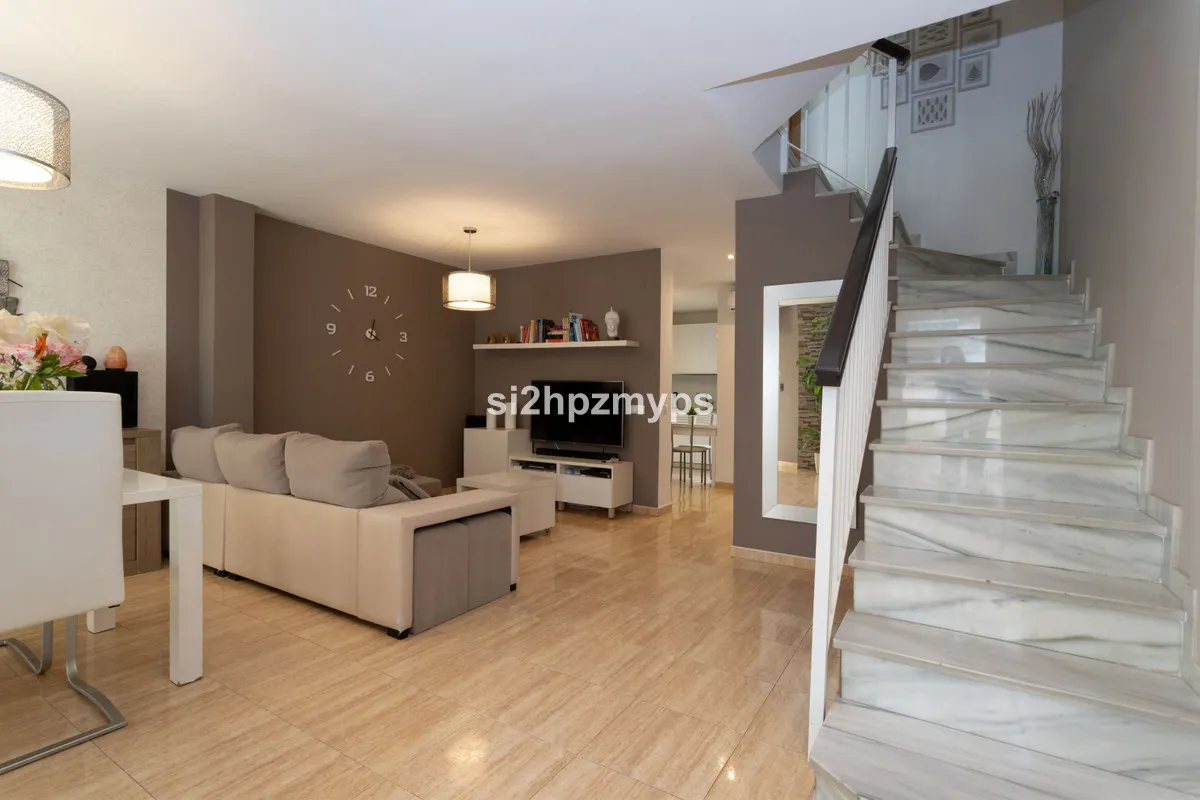 758d65f4-d61f-48a0-8f30-508bac1e162b