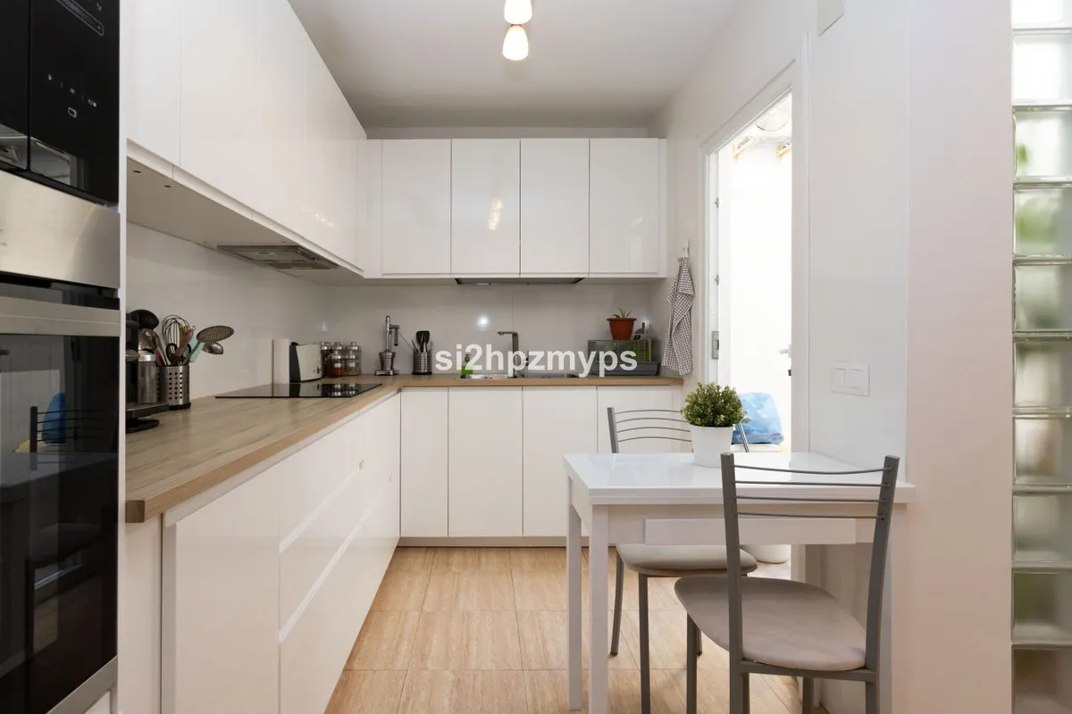 818571c8-b76c-4373-9c89-5d7fbf48cee5