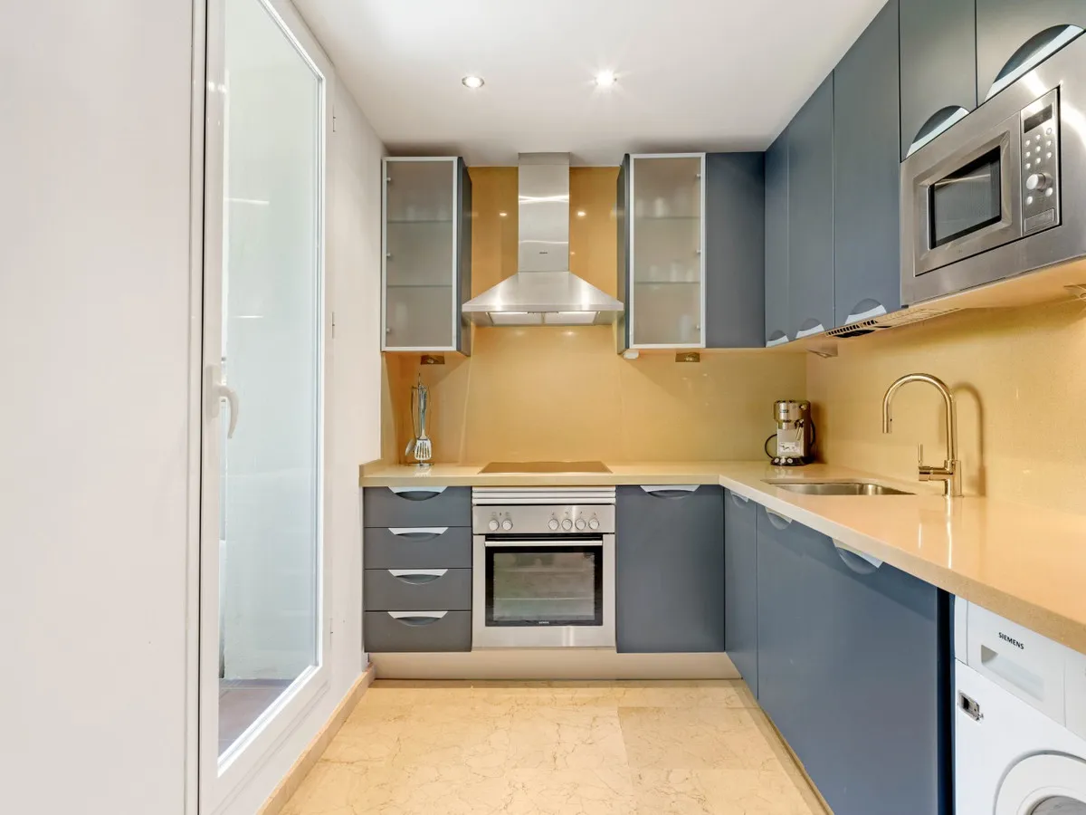 5aa2a62f-2192-4b2b-a0a1-f5645ed03fb2