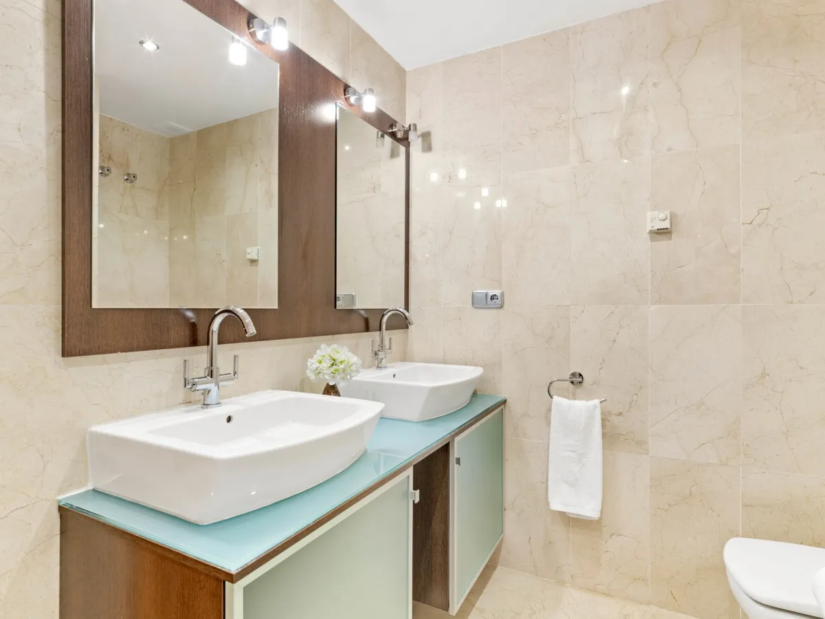 7e6f0b83-a272-43d2-9ad1-9b911410c15d