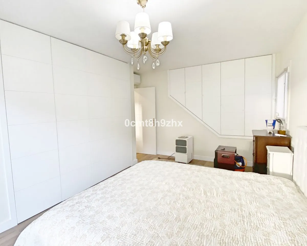 dc5fe162-7ea9-4676-ae44-8a02349b3f76