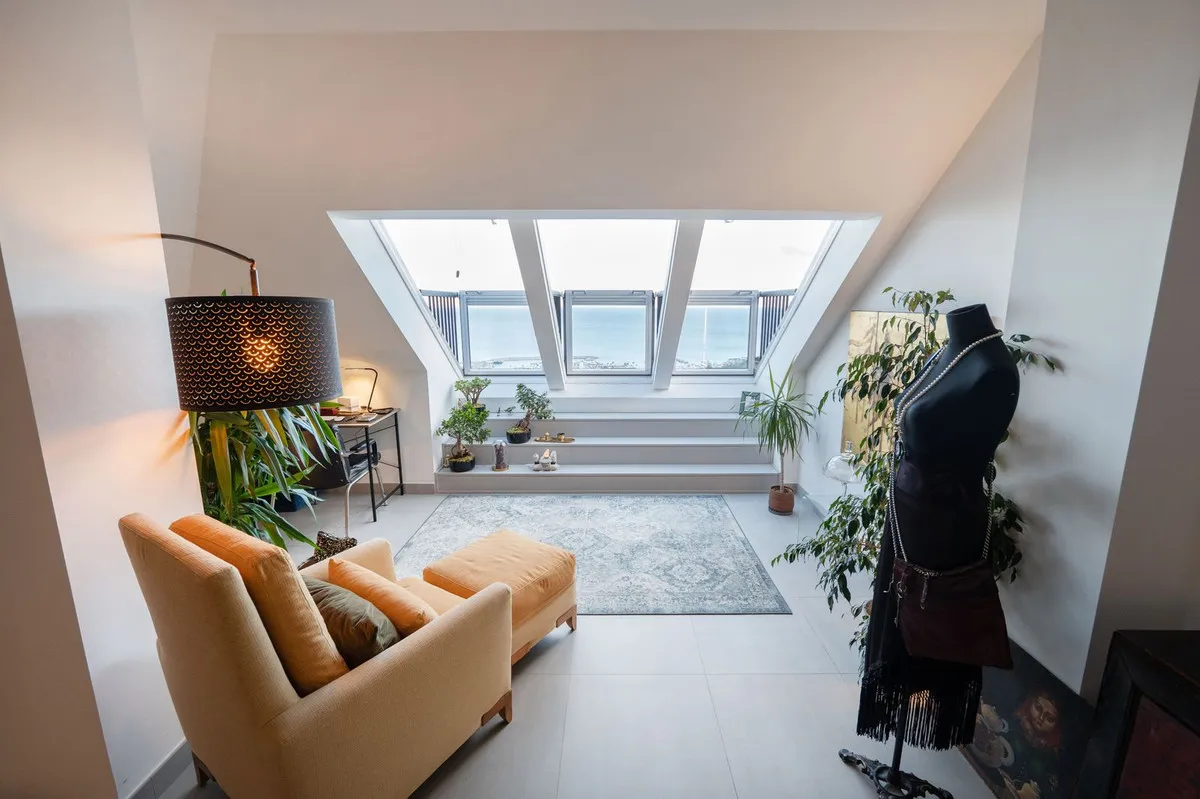 3305dfbc-3f1c-4c5f-987a-0ad92554d8ee