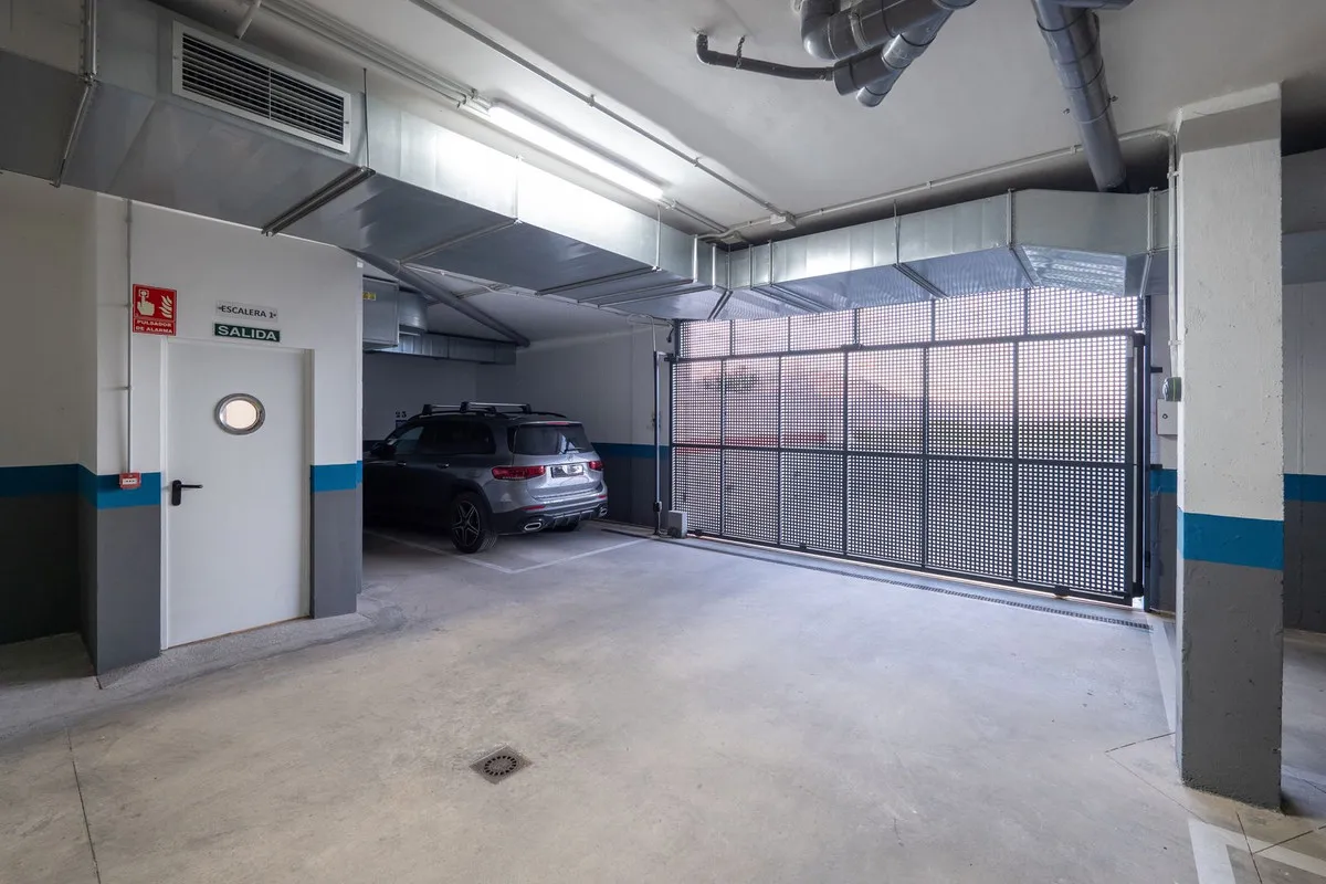 75c3bd49-bdde-4b87-ad2a-cf40c8d192be