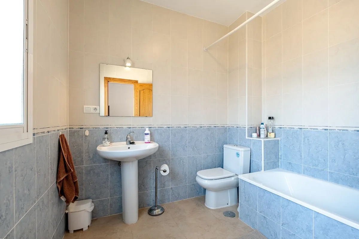 0bd4f21b-4194-41e2-8e65-fdcfe7b03105