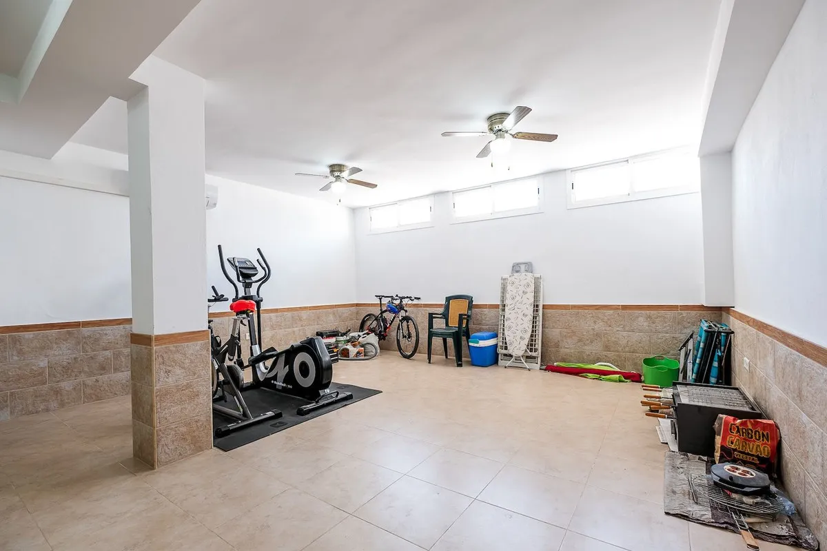 1421a31d-d36b-4e89-b709-8f3e0de89f6c