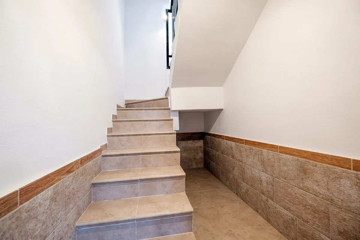 4a5ca774-3a1a-4393-a736-d9f5aa6a91c4