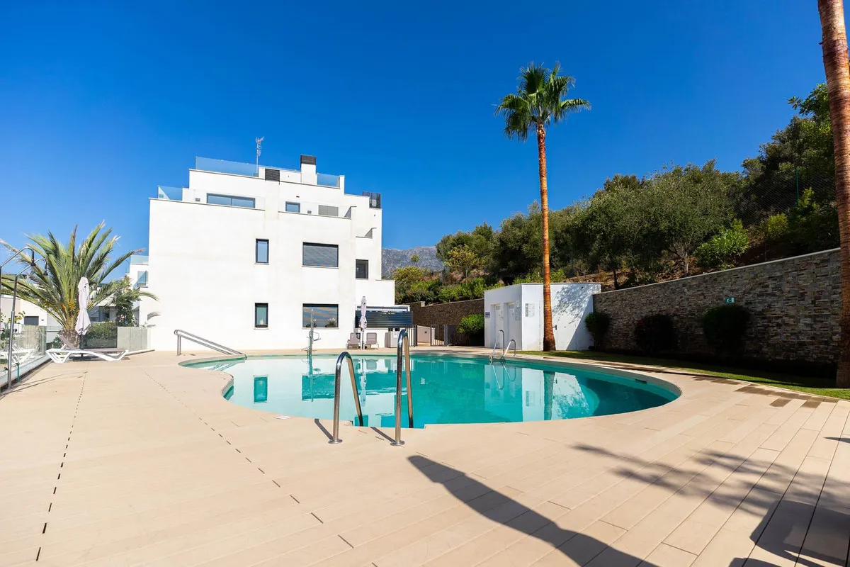 d426a8aa-ba1a-496c-a033-2afe99e16e5e