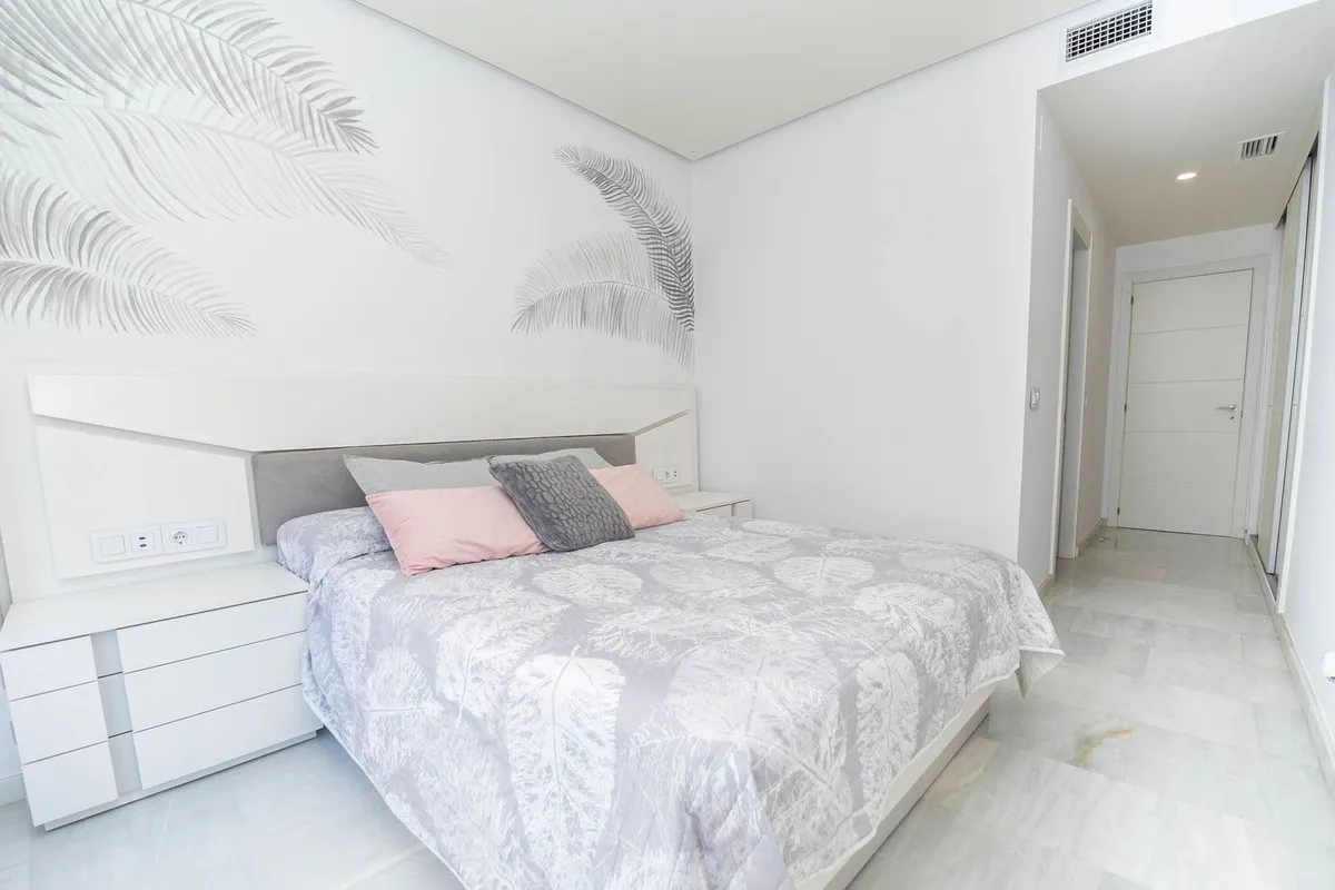 dd02dff7-600c-4593-957e-718ea5a7757a