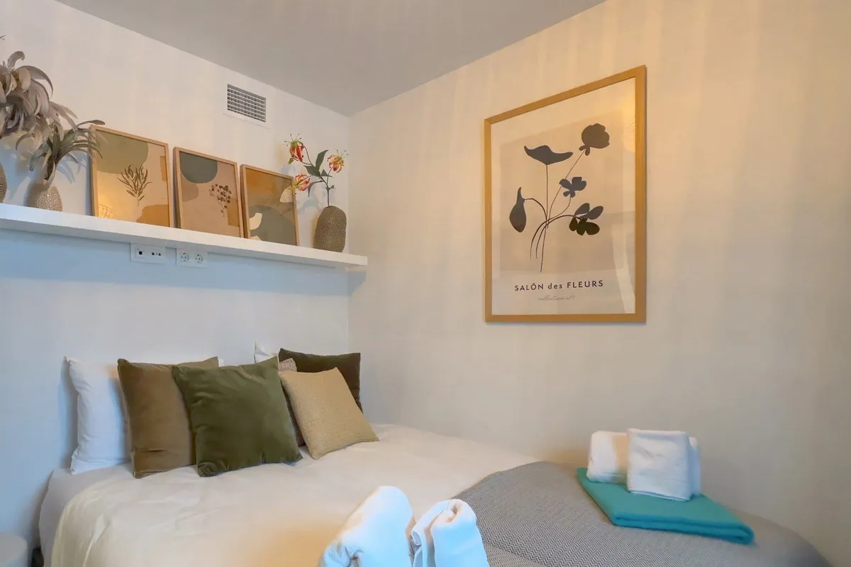 26dc17fa-0957-4e2e-9d2d-e175b2e652b6