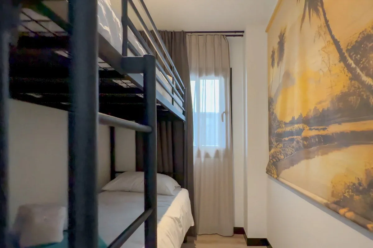 785fde5a-0fd8-4886-9dc6-aca8c5c9a903