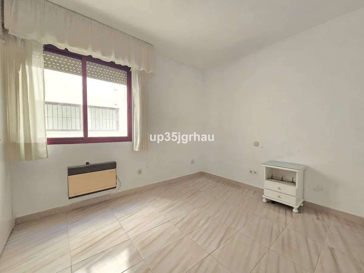 0f295d1e-b4f2-4c8f-a7b8-ae2a2c8719ca