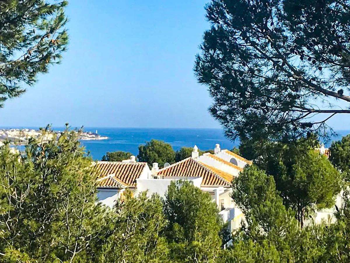 27442f66-67f6-4dfe-b280-4d3de9d97e51