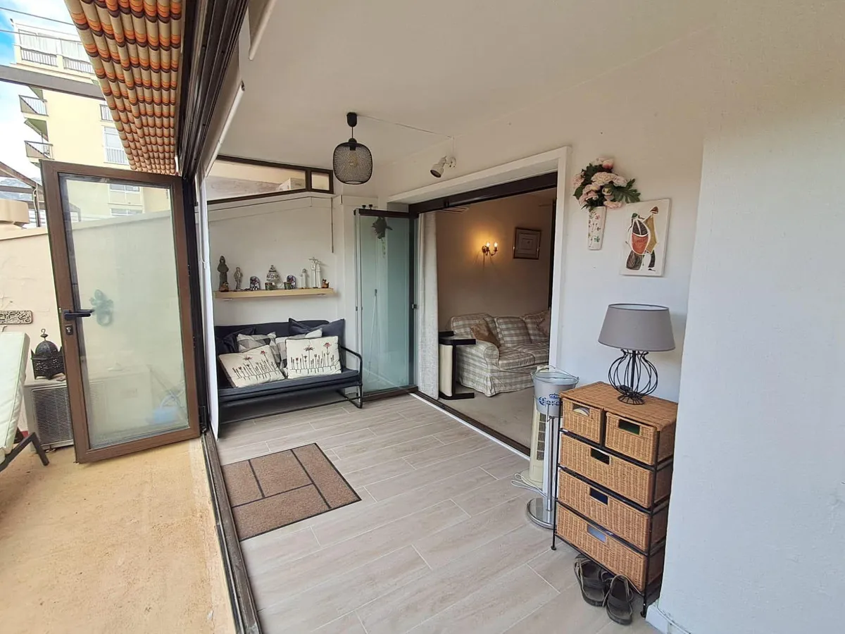 35384627-6b28-43d2-8fae-8a527ea65d8e