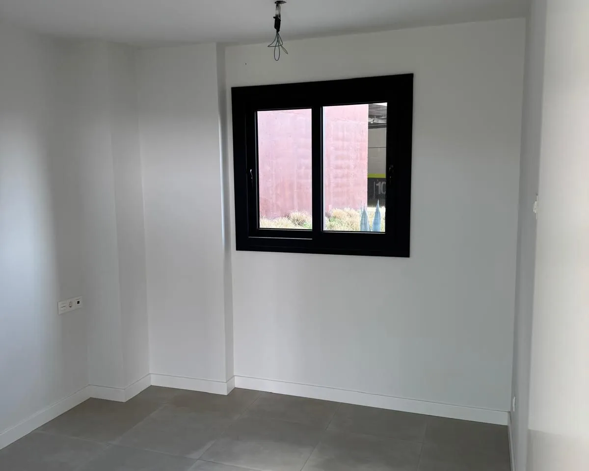 21d3611e-e40b-4859-bda0-e95e184576b5