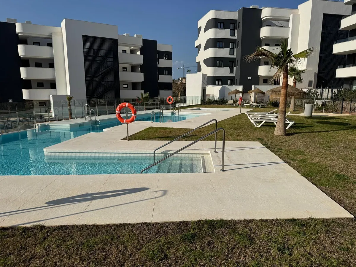 4d99c535-b016-4e1a-a566-c8bd5618fe63