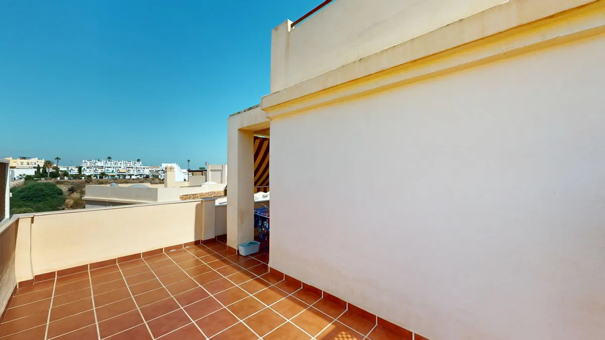 004fa0cb-3fbc-4f72-a908-e21e09418acd