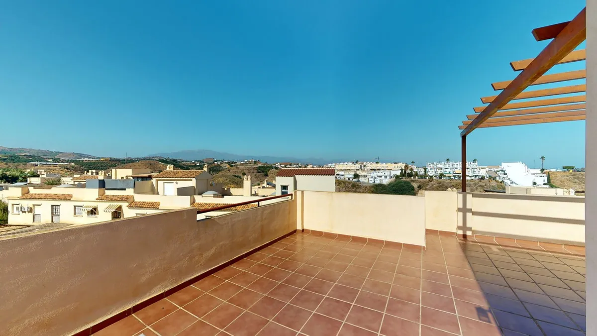 02ce3244-4eb1-4d15-a176-951c30bdac99