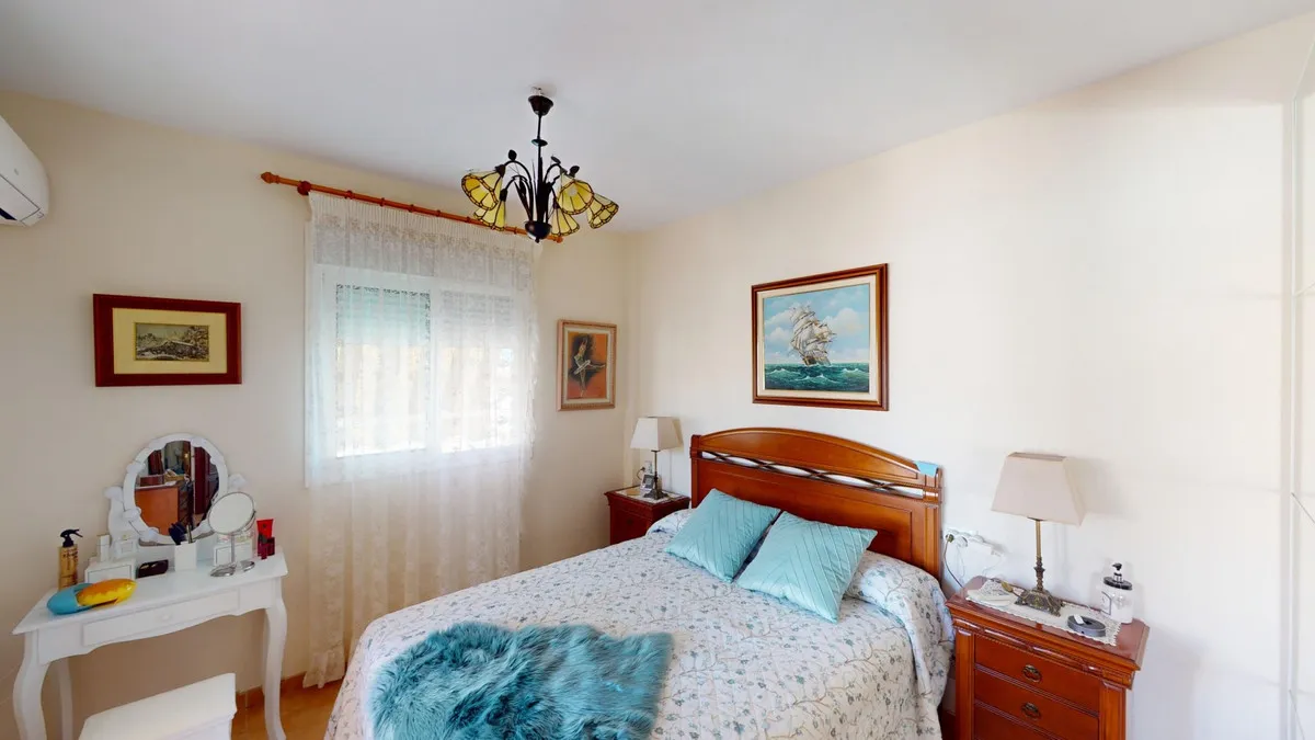 150e1575-4f3a-4e08-b33e-b9104830a364