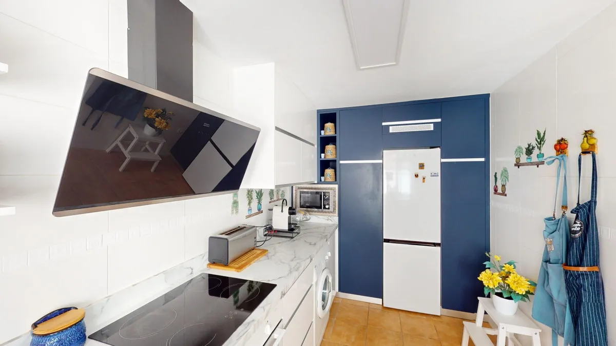 677a312b-b7fa-48f1-a6a2-7399d68cf4d6