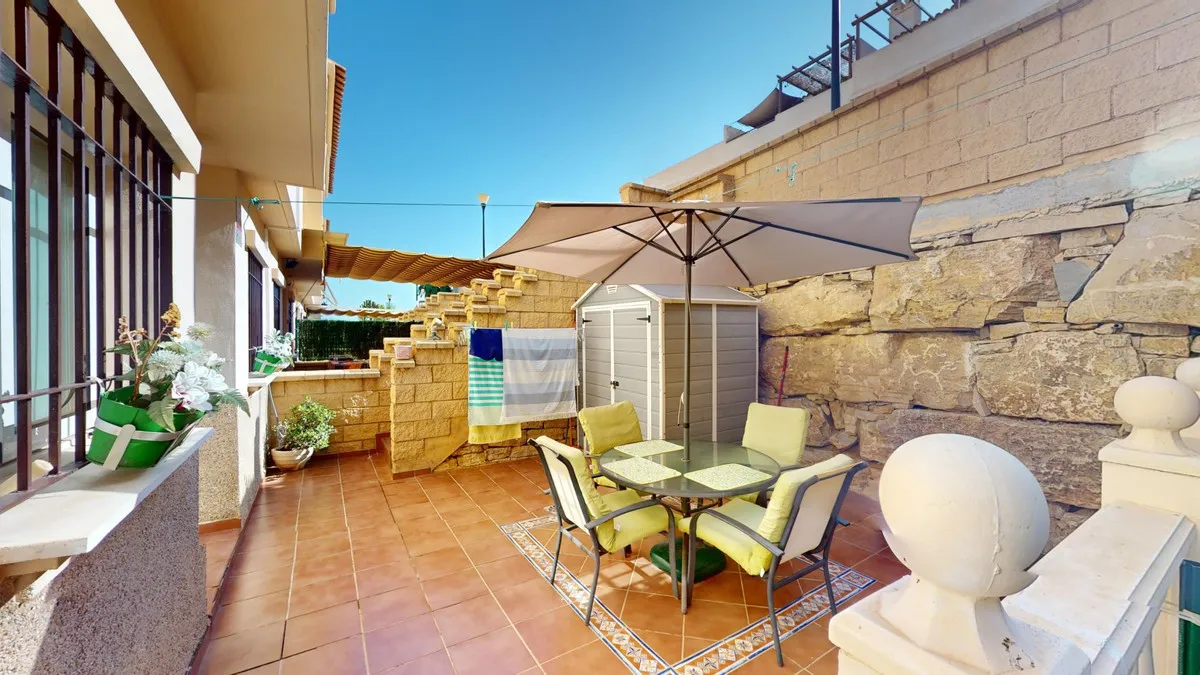 6d378529-67dd-4c5c-82e2-2254c2c4067f