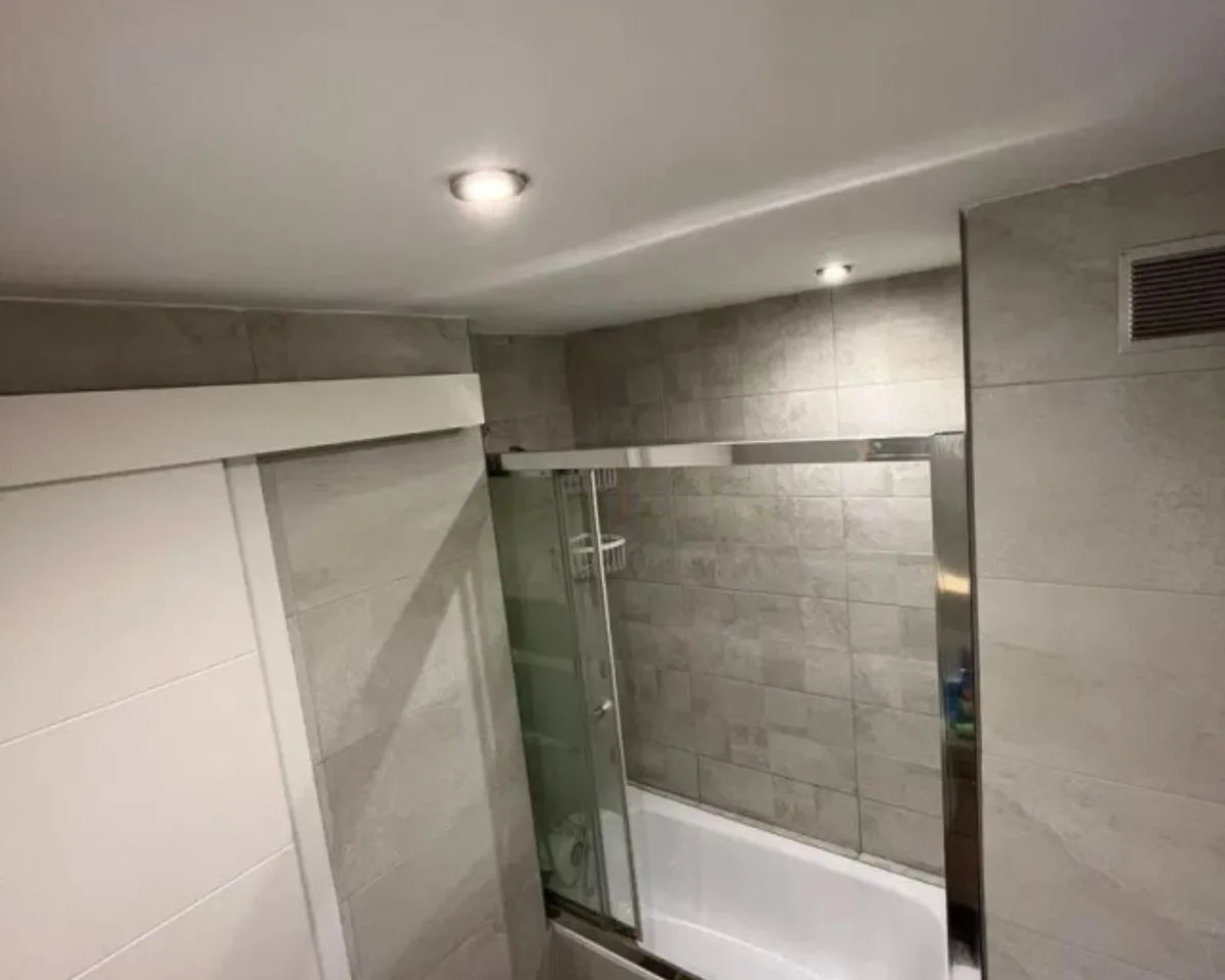 c9eb1a64-f028-4042-bd5b-451e783cd87a