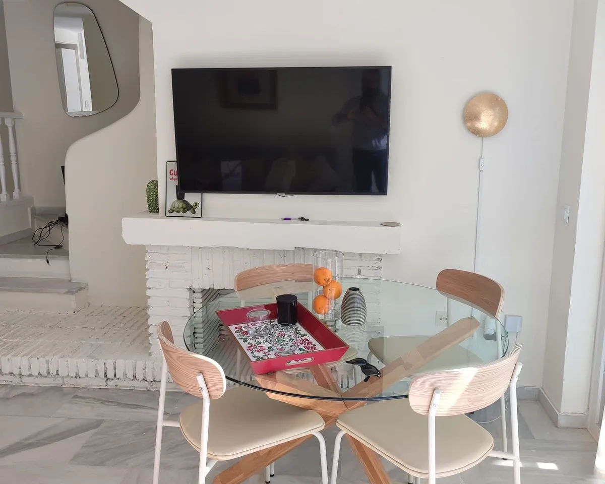 9b4528e5-cebe-4f85-9189-71d2e47e2392