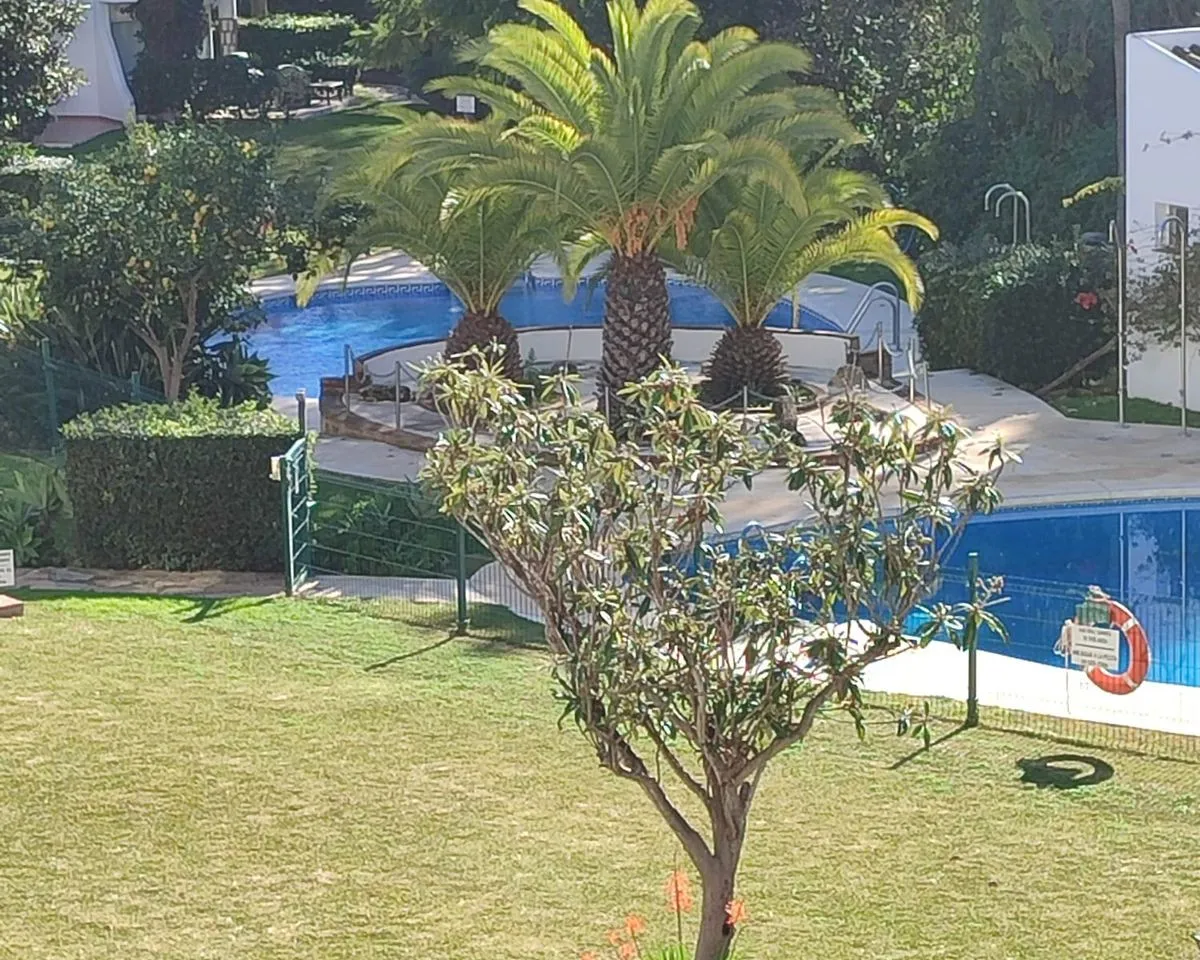 cdb7e8f2-bebc-4902-87ab-dab0e77a89a8